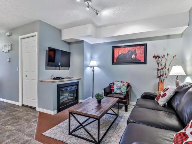 New! Cozy Rocky Mountain Chalet Managed By Little Sister Getaways Canmore Exterior photo